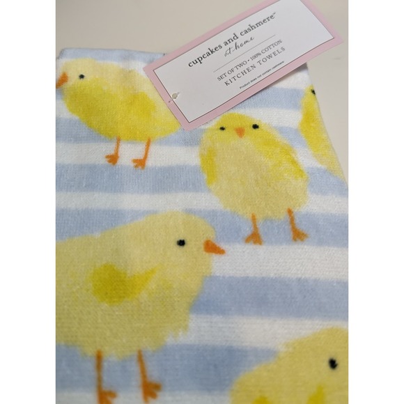 Cupcakes and Cashmere Chick Towels - Picture 4 of 4